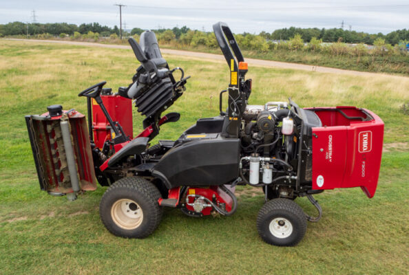 toro-lt-f3000-open